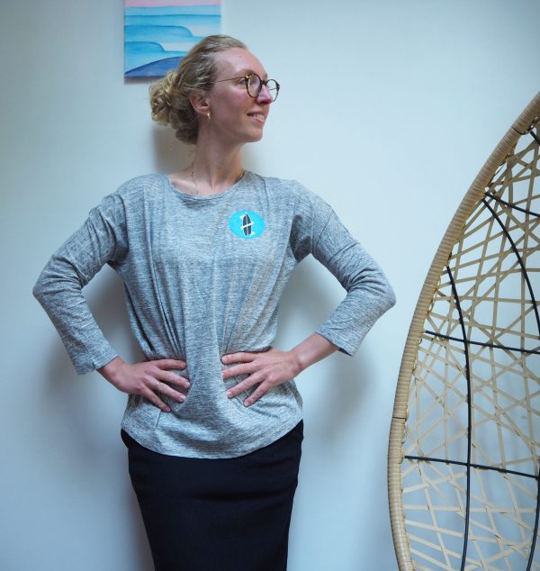 womenlongsleevegreymodel